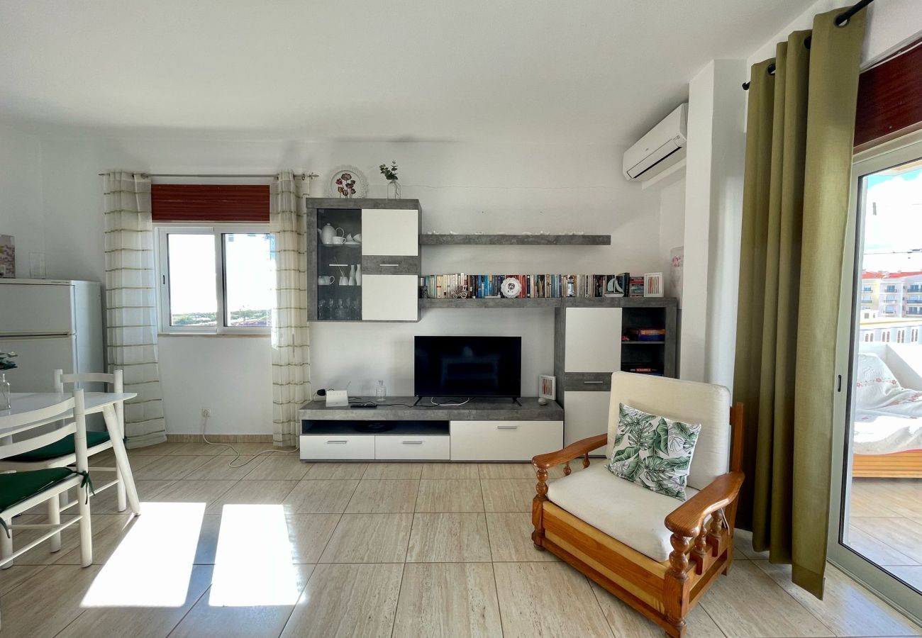 Apartamento em Quarteira - Casa Pazeres by Real Properties 