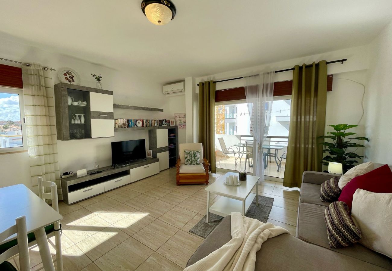 Apartamento em Quarteira - Casa Pazeres by Real Properties 